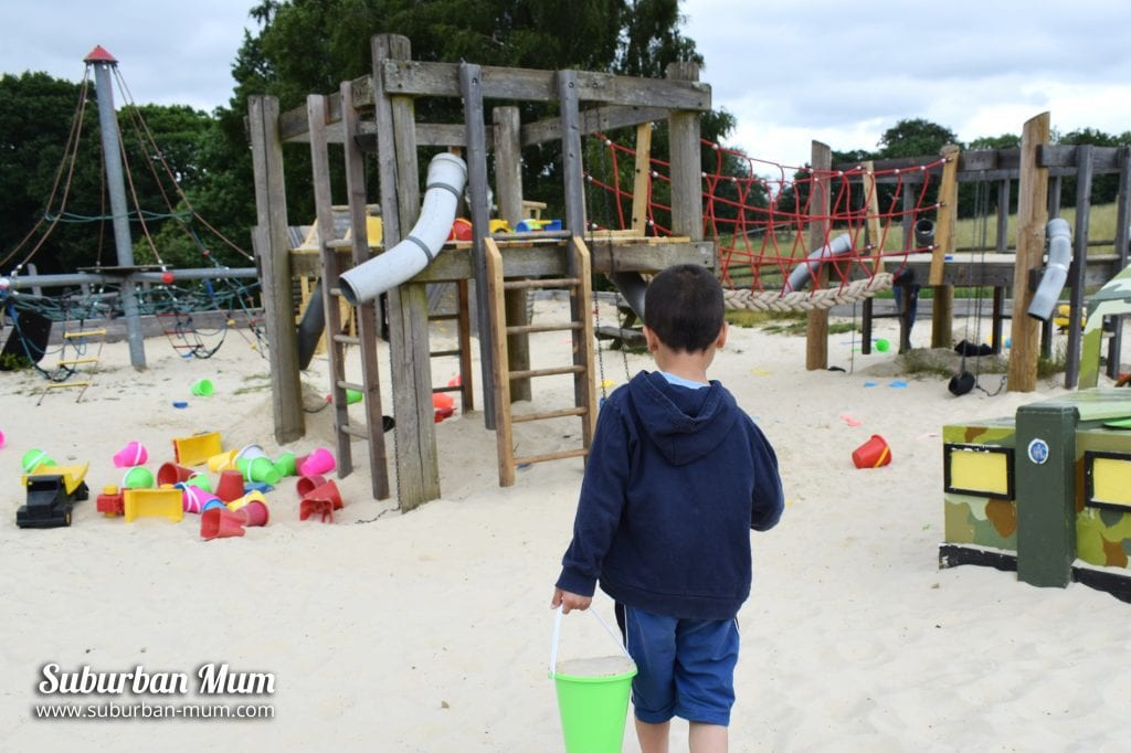 m-sandpit-godstone-farm