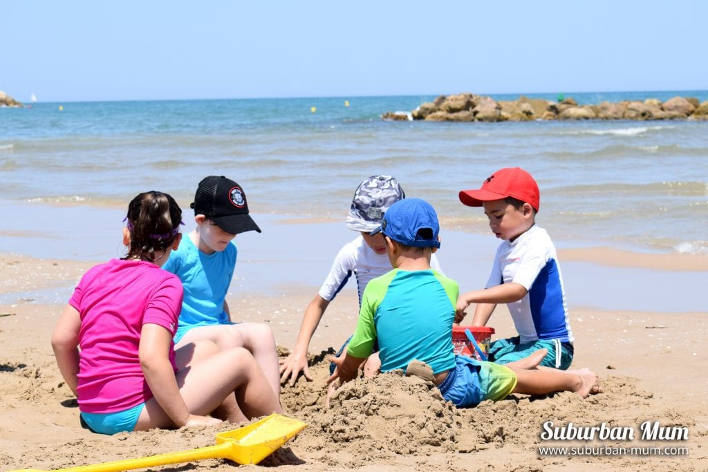 kids-oliva-beach