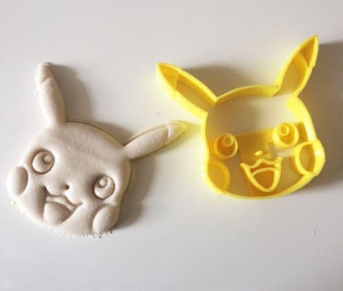pikachu-cookie-cutter