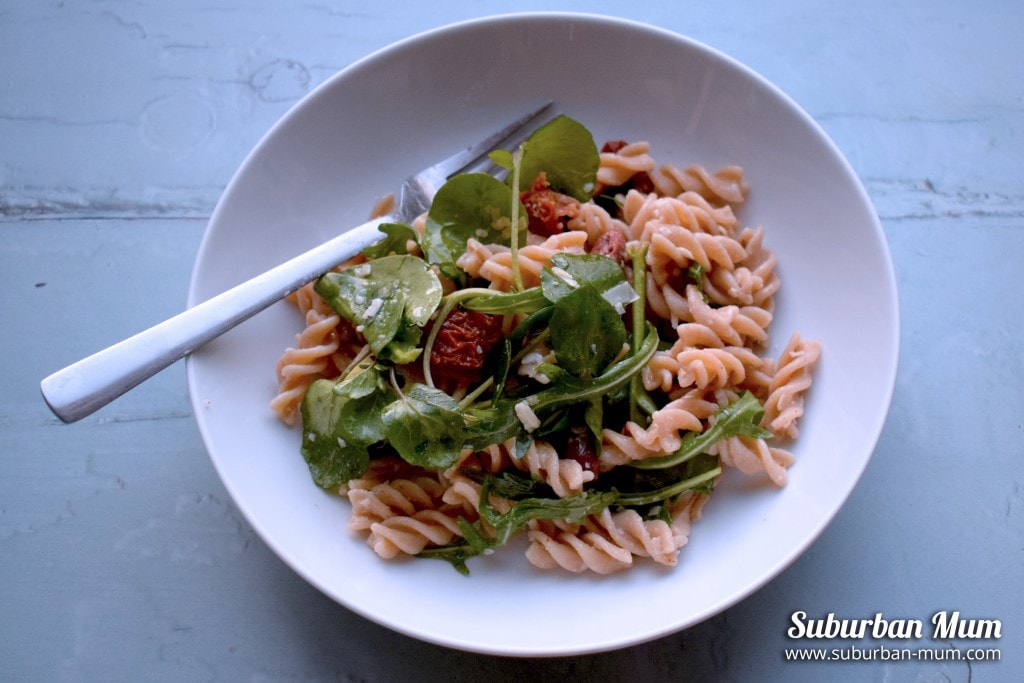 Easy Pasta Salad with Artichokes, Olives and Sundried Tomatoes