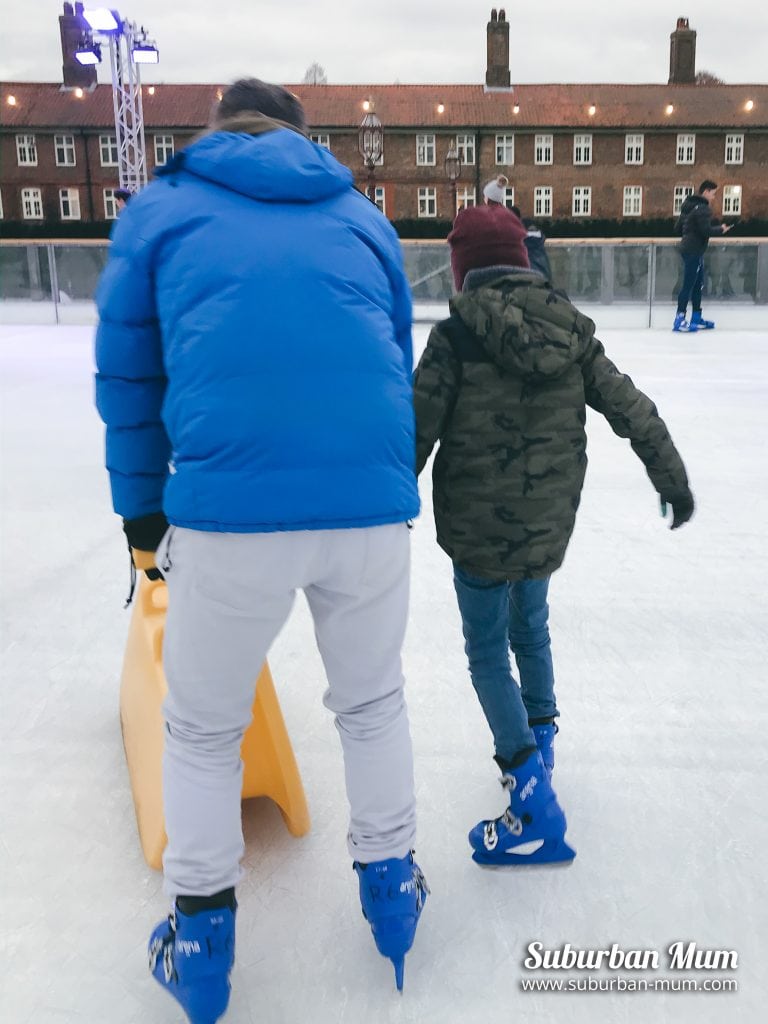 e-ice-skating