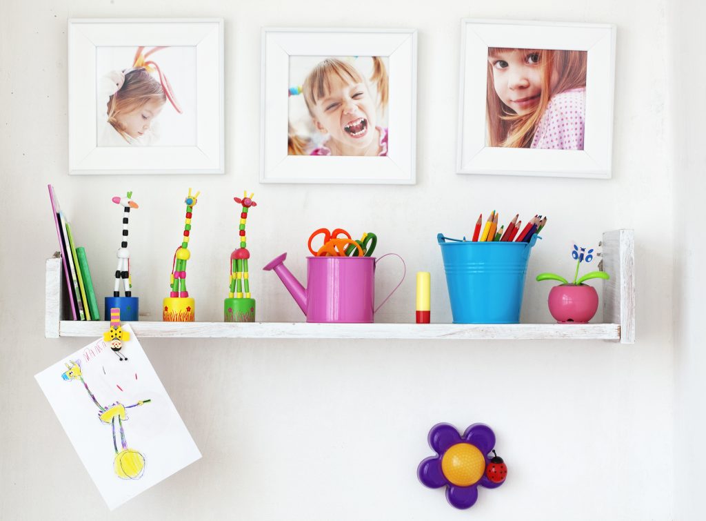 kids-bedroom-shelf