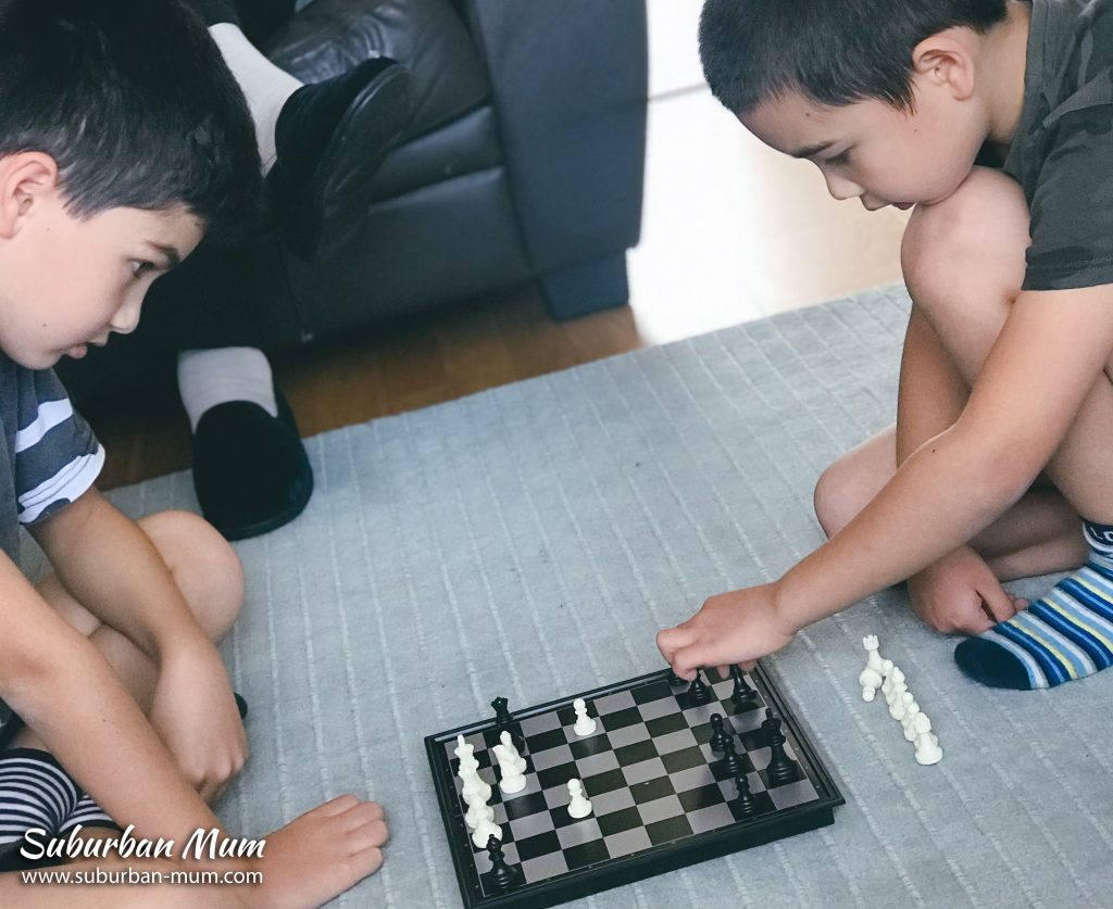 boys-chess