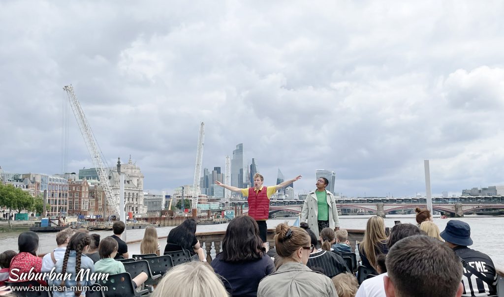 horrible-histories-thames-tour-actors