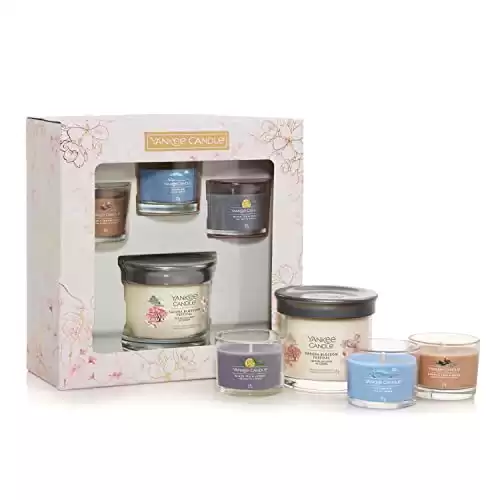 Yankee Candle Gift Set | 3 Scented Filled Votive Candles & 1 Signature Tumbler Candle | Sakura Blossom Festival Collection | Great for Gifting