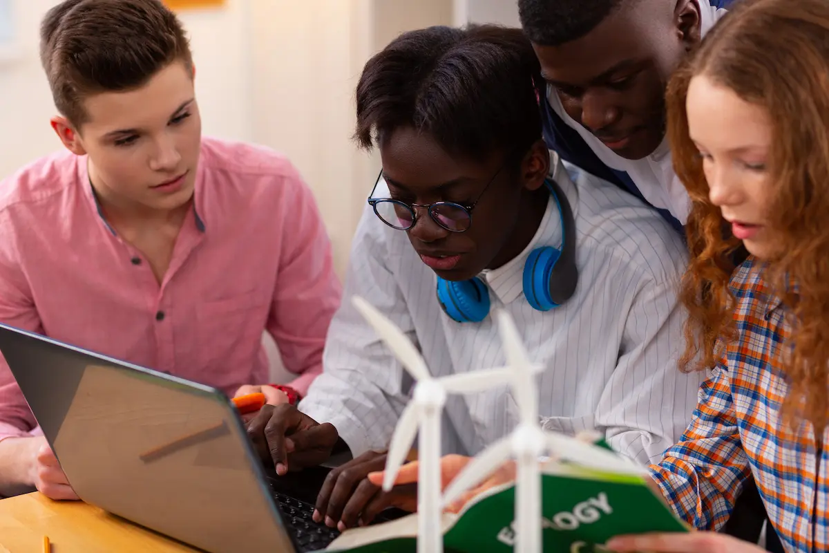 teenagers stem project laptop